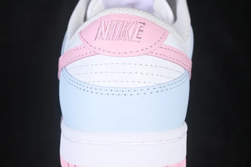 All categories Nk SB Dunk series Nk SB Dunk Low low-top sneakers Nike SB Dunk Low white, gray and pink color matching low-top casual sneakers IB3484-001